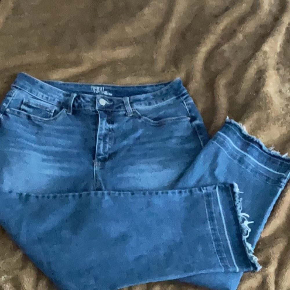 💐🌺 Time and Tru Women’s Jeans size 12